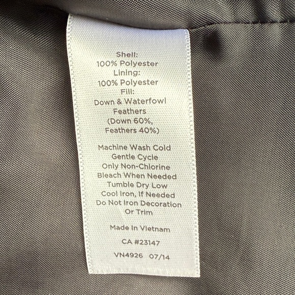 Talbots Black Quilted Vest - Picture 4 of 4